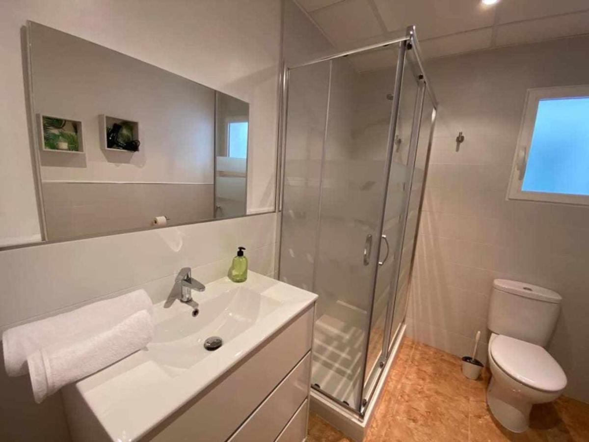 Brava Style Apartment Пего Екстериор снимка